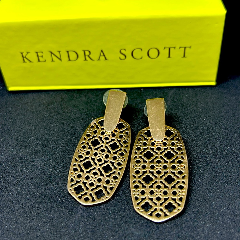 Kendra Scott Rose Gold earrings.